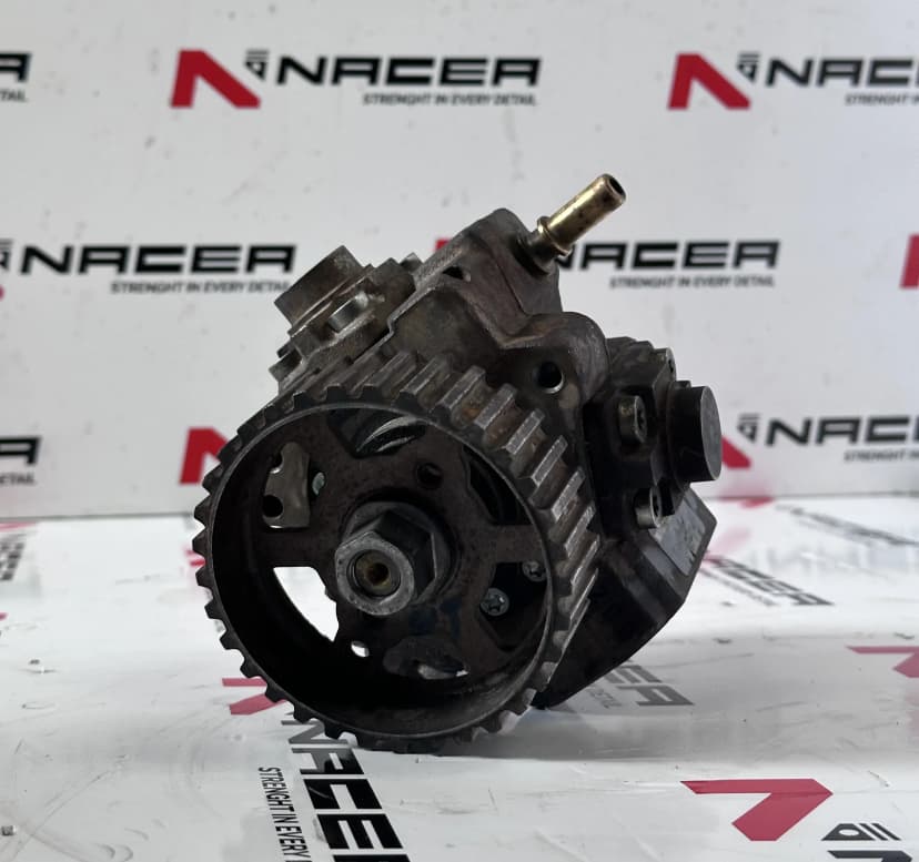 Горивна помпа BOSCH 0445010102, 9656300380- Peugeot / Citroën / Ford / Suzuki / Mazda