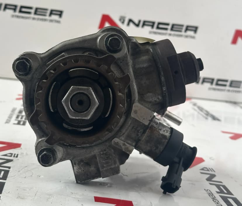 Горивна помпа BOSCH 0445010516, 9688499680 - Peugeot / Citroën / Ford