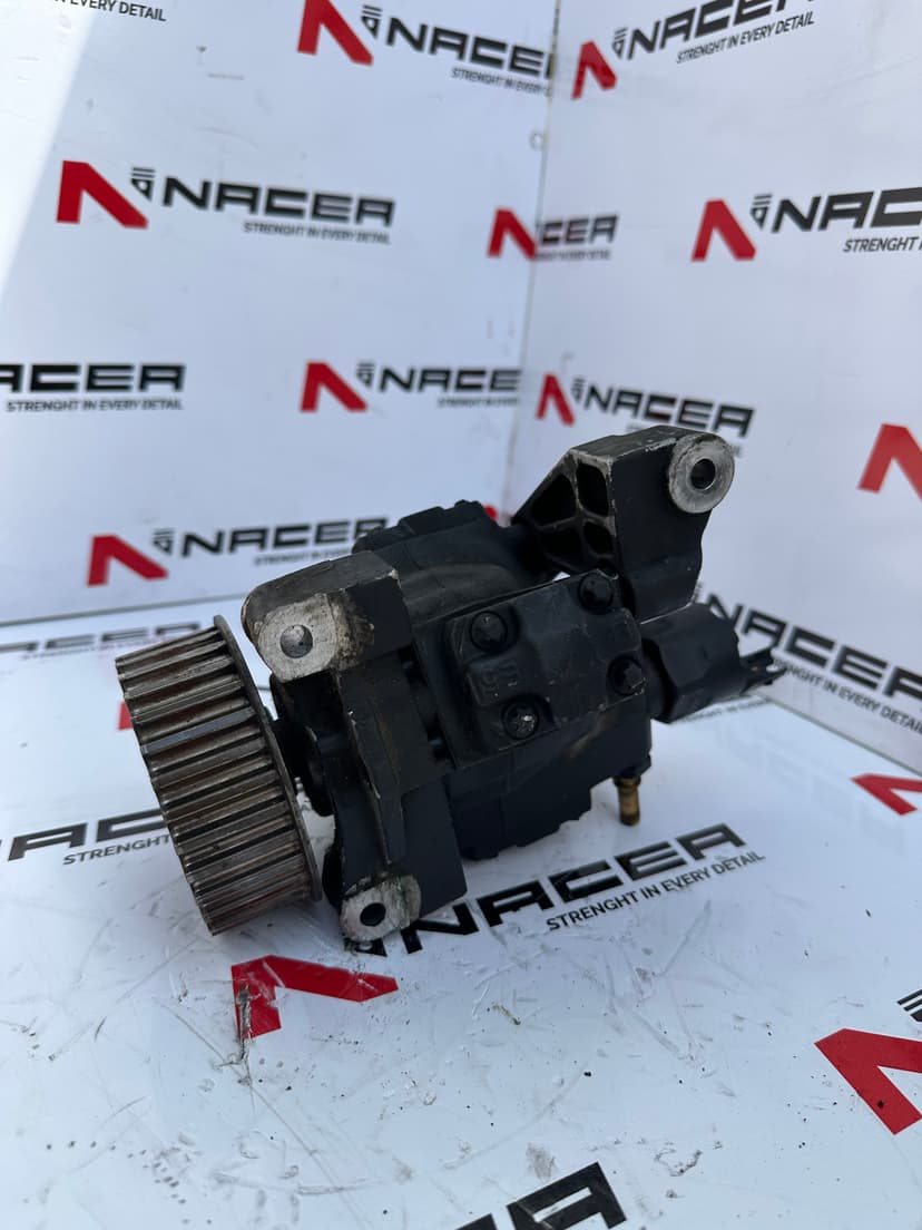 Горивна помпа - 1,5 DCI за RENAULT (OEM: 8200430599, 5WS40153)