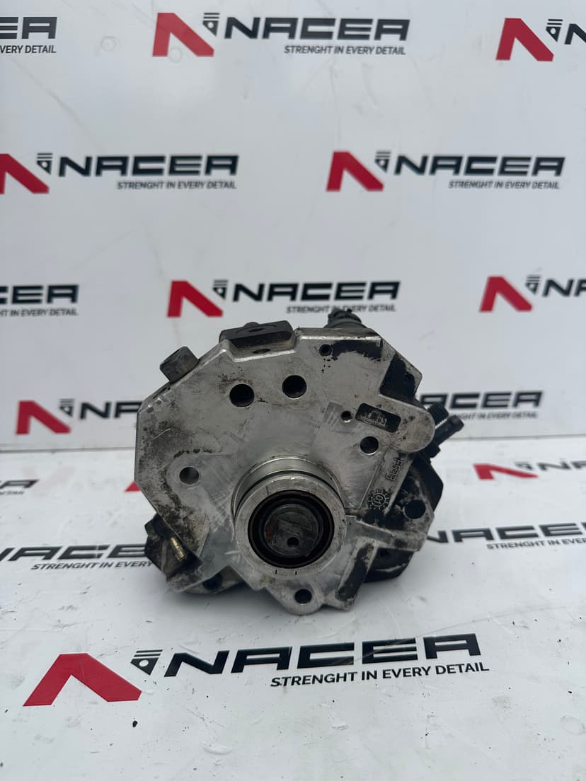 Горивна помпа - 2.4 D5 за VOLVO (OEM: 30756125, 0445010111)