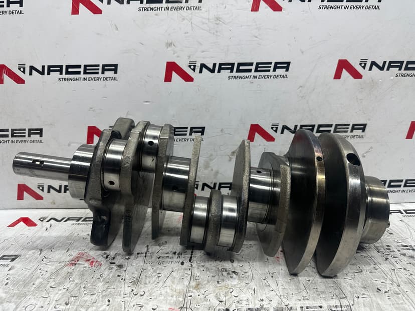 Колянов вал - 64216,6420301901,6420302401,6420302601,6420301601,6420300901,68136832AB,68018731AA за MERCEDES OM642 642 642910 642920 642930 642932 642992 642993 642986 642898 642921 642940 642822 642835 642832 642961 642820 642826 642864 642870 642872 642950 642852 642853 642854 642858 642971